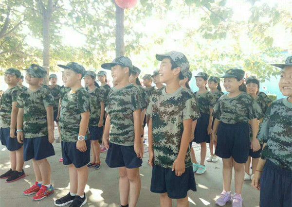 孩子們開(kāi)心面對各種新挑戰