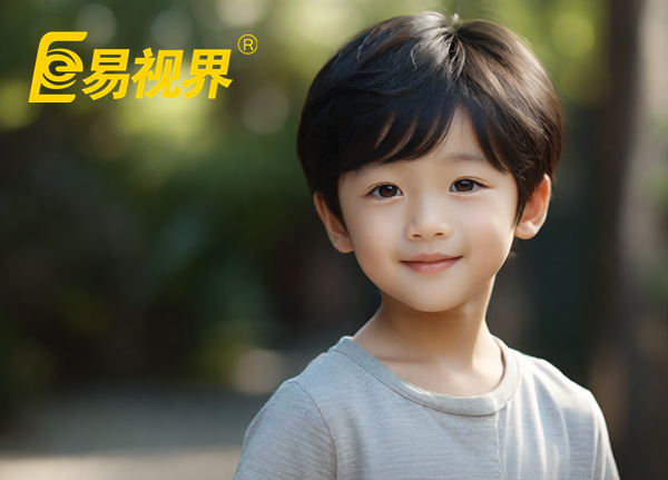 哪類(lèi)孩子需要更加注意近視風(fēng)險