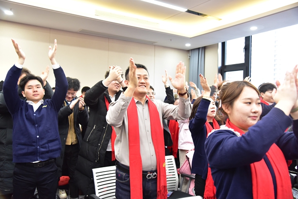 易視界12月嘉獎會(huì )暨1月啟動(dòng)大會(huì )精彩瞬間