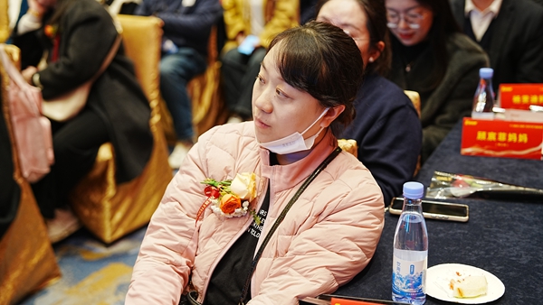 易視界17載感恩如光同行共同守護清晰視界客戶(hù)答謝會(huì )圖集