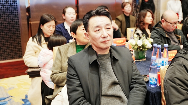 易視界17載感恩如光同行共同守護清晰視界客戶(hù)答謝會(huì )圖集
