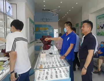 易視界門(mén)店市場(chǎng)調研進(jìn)行中